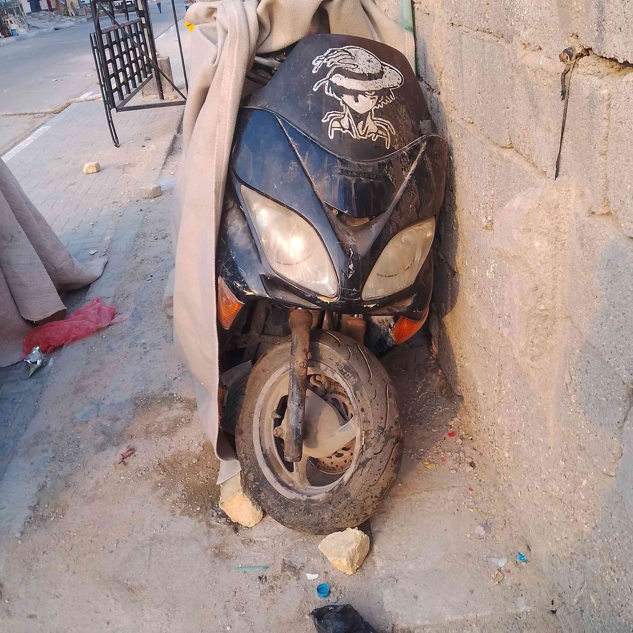 سلام عليكم دراجه للبيع شغلاه بصمته ضايعه الاستفسار ***********
