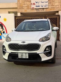 سبورتج موديل 2019 مواصفات عاديه السياره نظيفه جداً وارد خليجي ماشية 61...