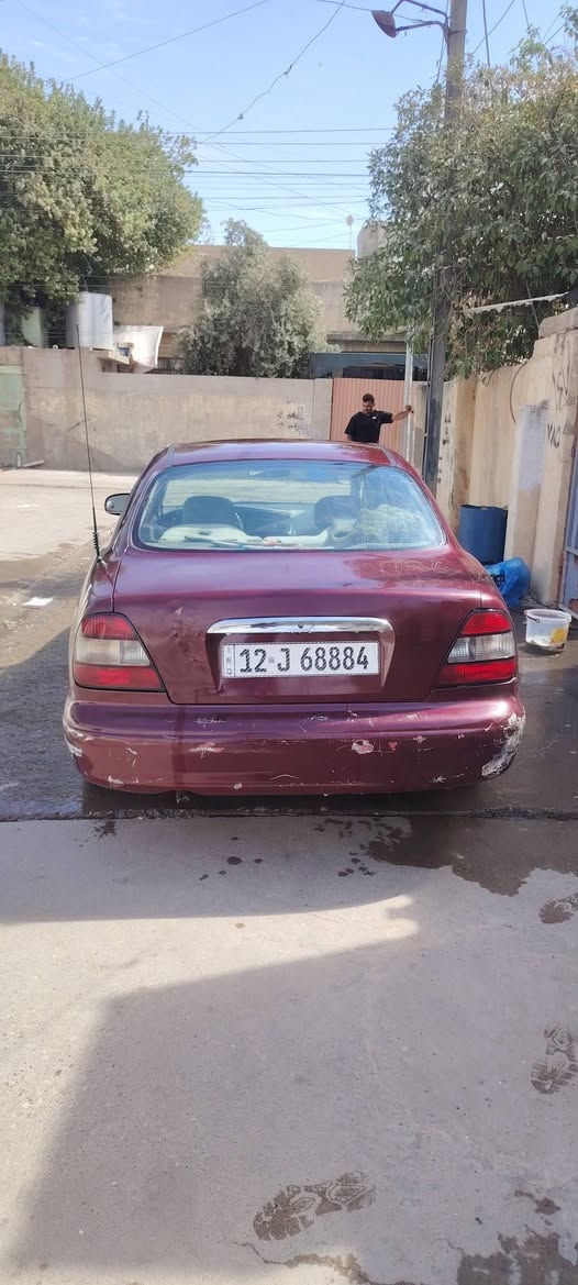 سلام عليكم عندي سياره للبيع دايو موديل 2000 مكينه  عشرين قبق أسود مكينه وجير شرط سنوية ٢٩ شرط تحويل مكان حي صدام سعر 27 بيه مجال ***********و ***********

