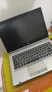 لابتوب HP • i5-3340M • ٤ جيجا رام