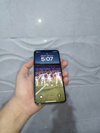 ايفون XS ماكس • ابيض • ٦٤ جيجا
