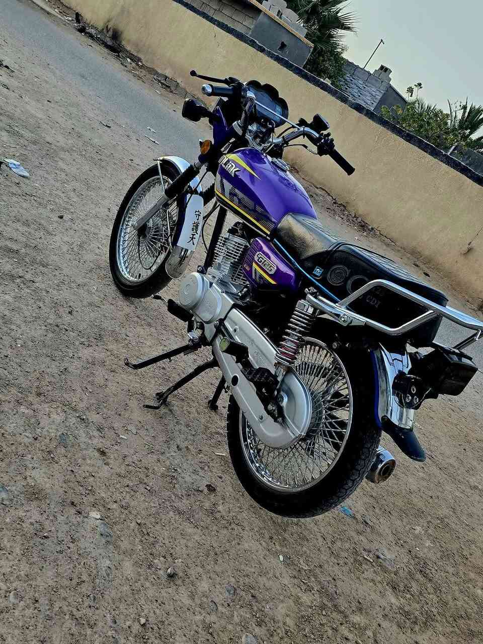 سونلك 25 اربعه گير  اوراق سكنر. دراجه مكفوله  دشبول الكتروني لمس+بلوتوث دراجه نقصها بس تك ااشاره الخلفيه          السعر 625وبيها مجال
***********
