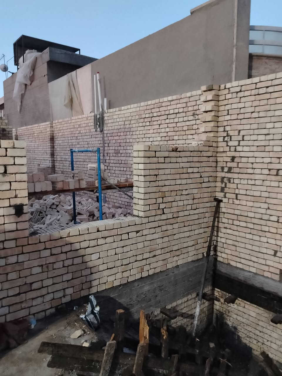 كادر بناء مصري • استلام مهندس استشاري • التزام بالمواعيد