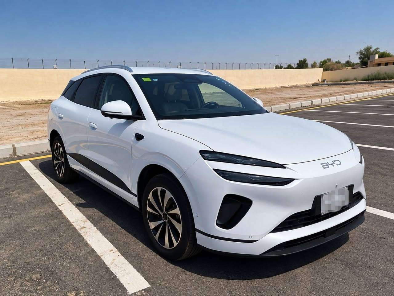 بي واي دي سيلايون  06  Sealion
2025
رقم بغداد
ماشية 3.000km اخت الزيرو
هزة جديد ورقم جديد✅️
بأسمي 
مكفولة كفالة عامة من الشخط✅️
بعدهة بريحة الوكالة
المواصفات: 
كرسين كهرباء
كرسين تدفئة تبريد
تدفئة ستيرن
شحن مدى 140-160 كيلو متر
بنزين مدى  1500km 
صندوق كهرباء
شاشة جبيرة
انارة داخلية
تبريد قطعتين 
٥ راكب 
١٣ كامرة
١٢ حساس
اوتو بارك
قيادة ذاتية
داخل جلد  
الدشبول مطعم ✅️
يفضل التواصل عن طريق الواتساب  (***********)
العنوان بغداد - حي العامل
السعر  : 39.500 وبيه مجال شي بسيط✅️
