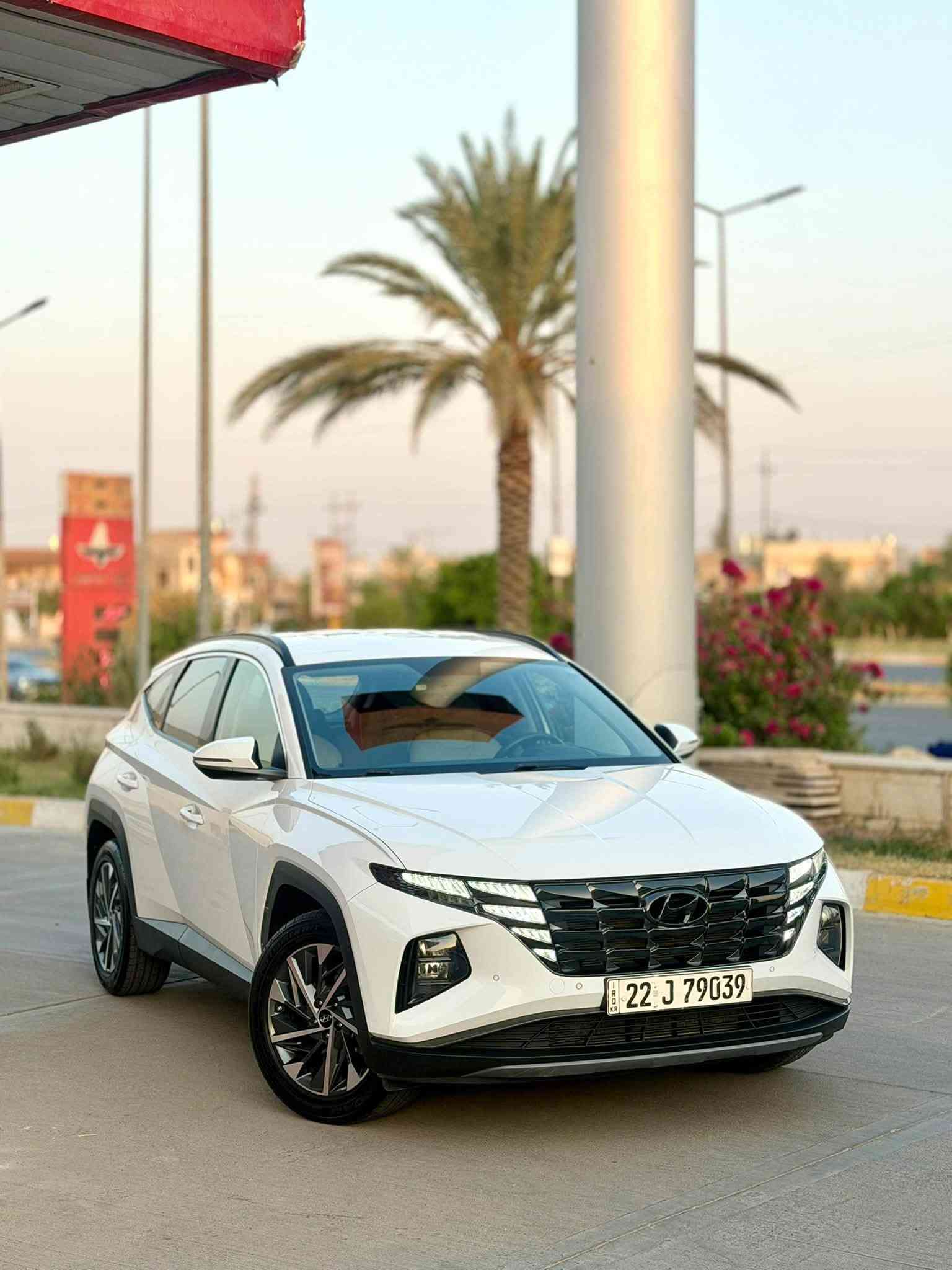 السعر 189$
هونداي توكسون 2023 خليجي فووول مواصفات  ماعدا بانوراما مكفولة كفالة عامة من صبغ وتبديل فقط مكان واحد بي تعديل بارد شرط الفحص محرك دوش 4 سلندر داخل ابيض بصمة كشن جلد كهربائي كامرات خلفي وجوانب تبريد قطعتين  وبعد هواي مواصفات 
رقم اربيل دولي سنوية رقم كلها جديد تحويل مباشر
مكاني كركوك داخل المدينة
***********
