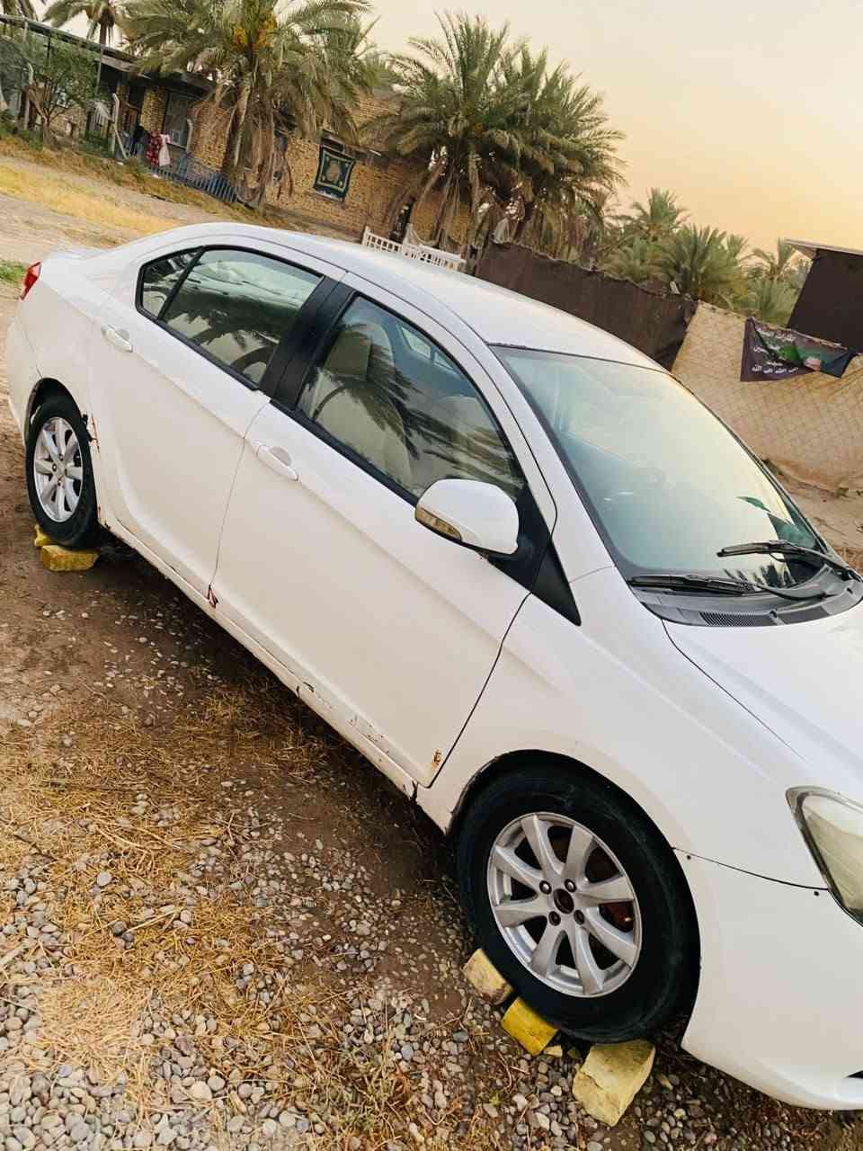فولكس موديل١٢ رقم بابل مكينه وكير وتبريد كله جديد كهربايات كله شغاله جاهزه سياره شاشه وكامره سعر ٤٥  مكاني بابل ***********
