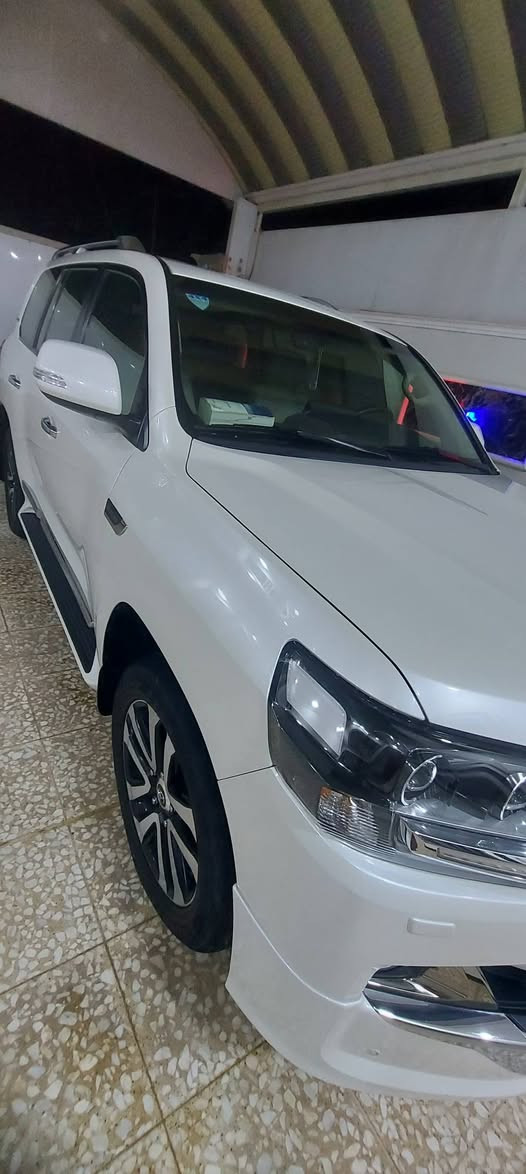 لاندكروز ساز 2019 بغداد
ماشية ١١٩ الف بغداد
كفالة عامة لا تبديل ولا صبغ ولا بارد ولا تكحيل 
للأستفسار // براء 
***********__  الديوانية
