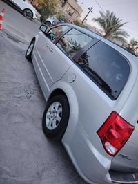 دودج كرفان • ٢٠١١ • بيها تلحيظات