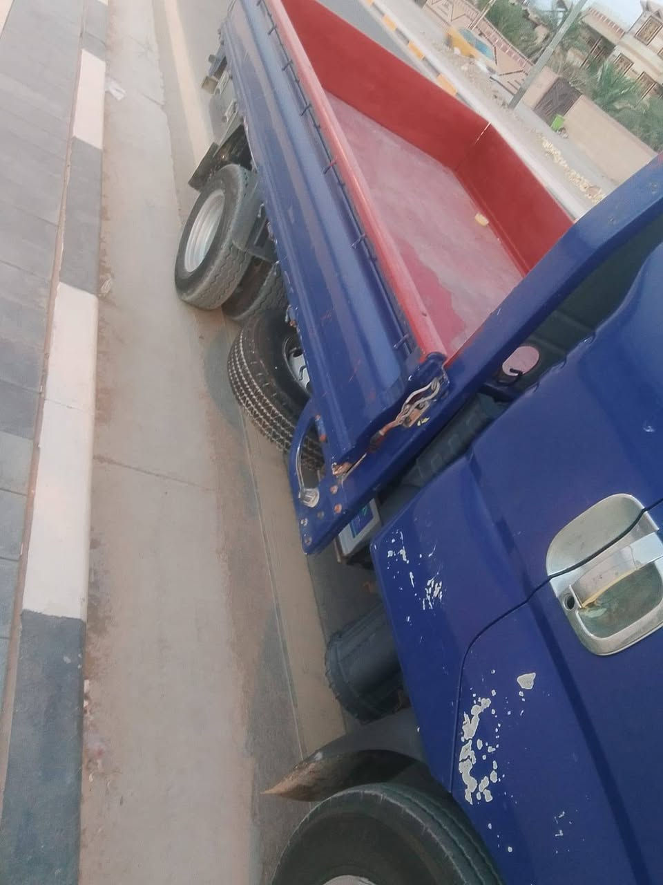 سلام عليكم.بنكو للبيع كفاله عامه تخم تاير مسكر ،الرقم بصره موديل 2016 ,الرقم *********** بصره قضاء المدينه
