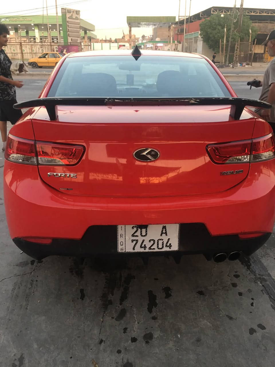 السلام عليكم فورتي كوبي تك باب رياضي للبيع موديل ٢٠١٣ محرك ٢٤٠٠ المرغوب حادث امريكا جاملغ عكس السائق وبنيد صبغ فقط كير عادي صاروخ محرك كير مكفول صدر امامي خلفي تخم تاير كله جديد لايت زينون عالي ناصي نهار بك لايت لد مري شفط اشاير مري نشره داخليه شاشه سماعات دمام اصليه فتحه سقف فول مواصفات السياره ماشيه ٧١ الف ميل رقم ديالى انكليزي بأاسمي هزه وسنويه لل ٢٧ صفر غرامه تحويل ثاني يوم مكان السياره بغداد السعر ٧٥$ بيها مجال قليل اتصال على الرقم *********** بي واتساب واسف للأطاله….
