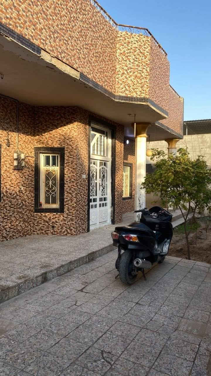🏠دار للبيع♦️دار للبيع🏠 
🔶 ابي الخصيب طريق الصحراء المساحه 320متر طابو زراعي سهم بالطابو بناء 2017غرفتين وصاله ومطبخ واستقبال وصحيات وكراج وحديقه ومخزن السعر 115 للتوصل واتساب فقط متواجد ***********
