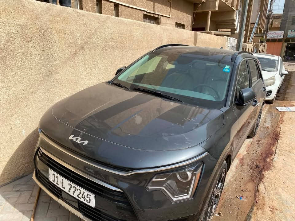 السلام عليكم بعد اذن الادمن المحترم
كيا نيرو 2023  Kia Niro EX Touring
فول مواصفات موديل ٢٠٢٣ حادث خفيف تبديل باب خلف السائق بدون ايرباك ماشيه ٤٠ الف كيلو
العنوان /بغداد/الكريعات
للاستفسار

‭***********
