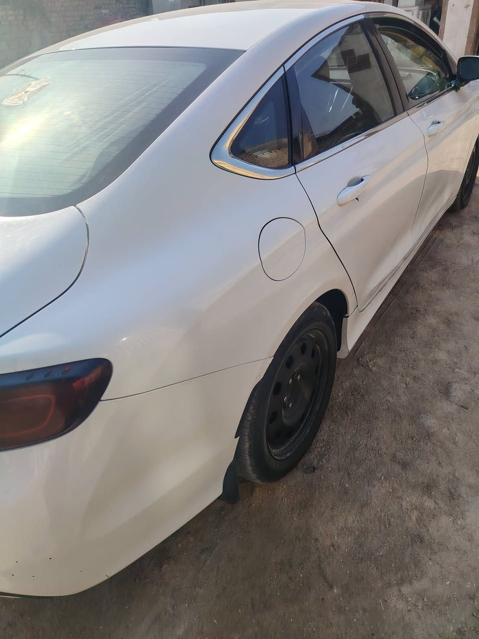 السلام عليكم
C200  البيع 
السعر 95 وبيه مجال 
***********
