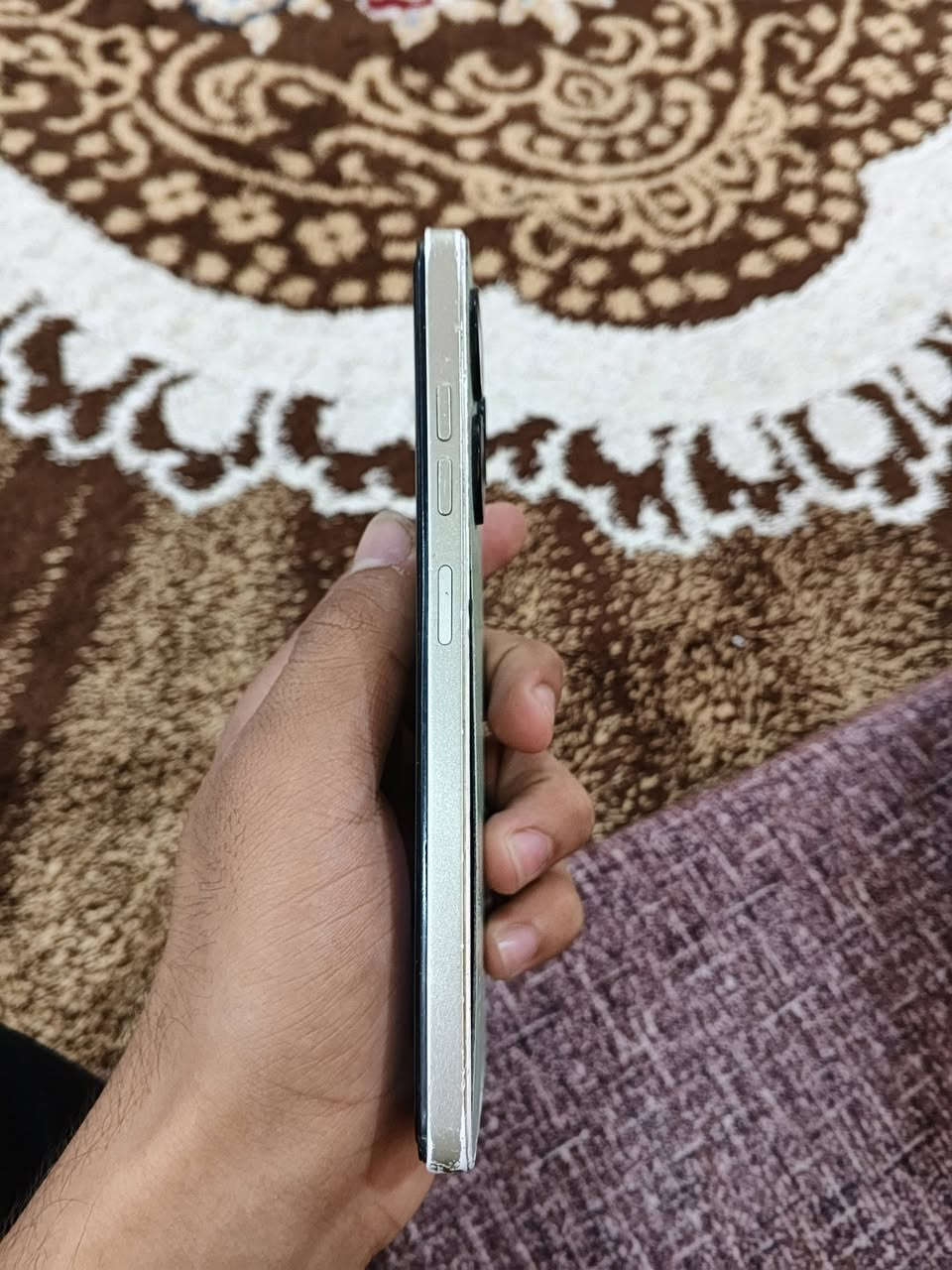 تكنو • ذاكرة 128 • شاشة مبدلة