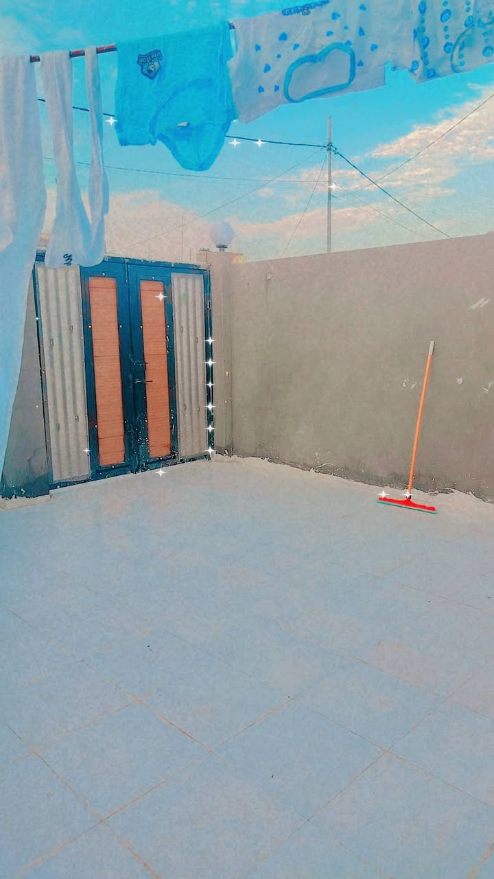 بيت للبيع في الأمين مقابل سفينة النجاة المساحة125متر غرفة وصالة ومطبخ وصحيات داخلية وخارجية السعر 37 مع المجال البسيط ***********الاتصال ع الرقم للاستفسار
