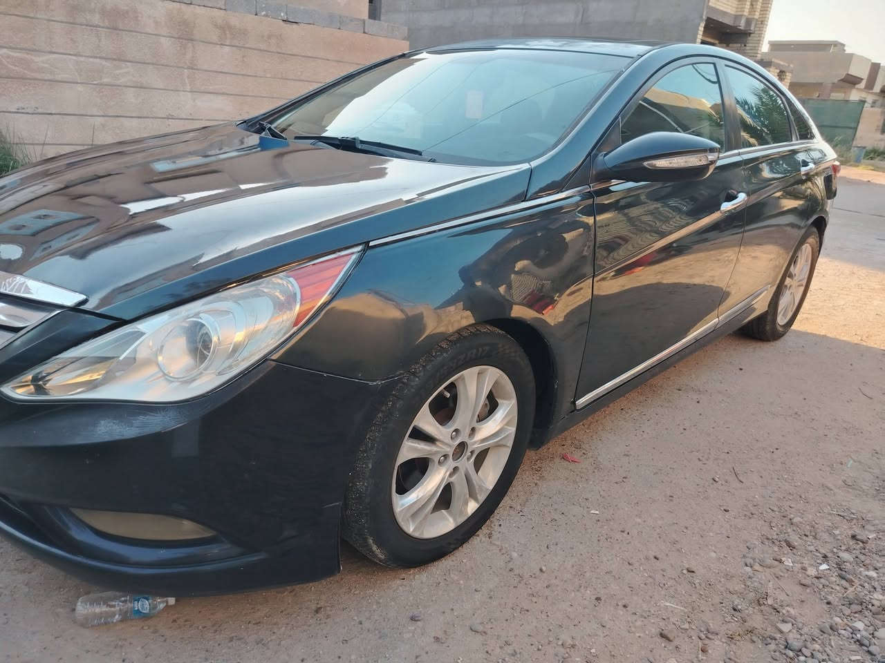 بيع مستعجل بيع مستعجل
السلام عليكم سوناتا موديل 2011 وارد أمريكي حادثها الجاملغ الأمامي الايسر بدون دواخل محرك 2400 محرك وكير انضاف جدا السياره فول مواصفات واحد عله واحد بصمه تشغيل وبصمه أبواب وبصمه جنطه وفتحه سقف  تخم تاير صدر جديد كشن كهرباء كشنات تدفئه وتبريد اشاير بل مري تبريد شغال قطعتين تبريد منضومه تبريد جديده تبريد بيانو تحكم استيرن جهتين كشنات جلد نضام ايكو ومانع انزلاق  رقم بغداد دولي بسمي سنويه جديده هزه جديده بيها قطع صبغ ابيع حزام السياره جديده ما بيها اي نقص السعر 88 وبيها مرحبا مكان السياره بغداد للاستفسار الاتصال على الرقم *********** ///***********
