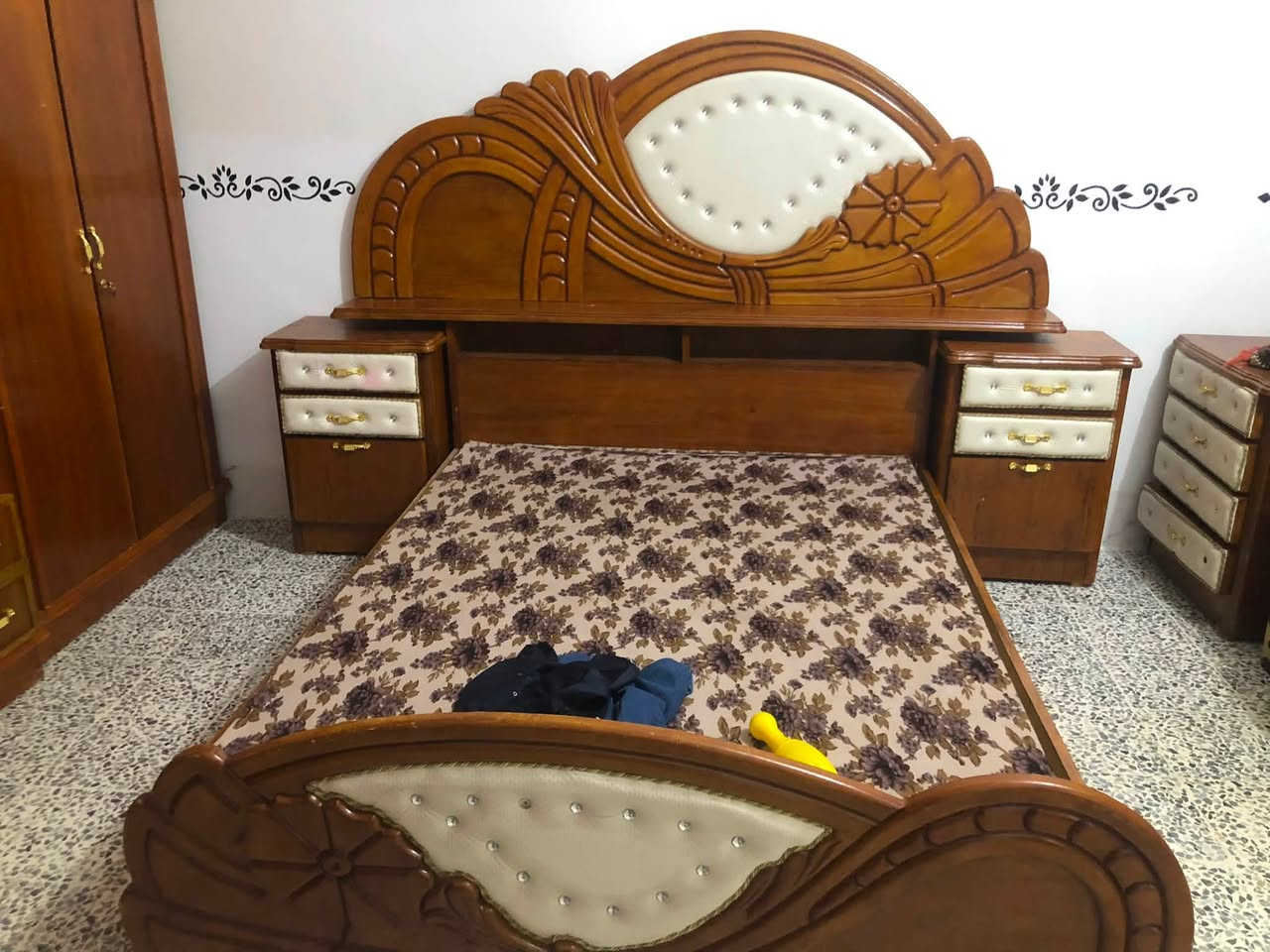 سعر الغرفه 800 بي مجال لل ستفسار *********** واتساب
