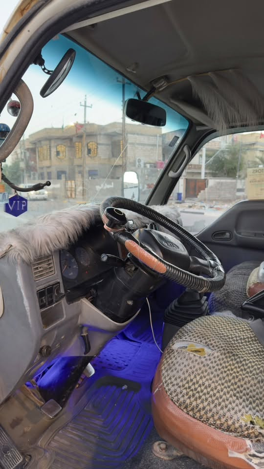 كيا فونتيرا ٢٠٠٣بلاد بالسنوية فحل بدط طويل سيارة تعمير جديد ماناقصها شي شغل واطلع وين مايعجبك حتى التبريد شغال كهربائيات شغالة سنويه ورقم الماني بأسمي المكينة بانزين وكير واكسل كوستر راس الثور ٢٠١٧ سطاب اكسل كيا بنگو ٢٠٢٠ دسك للاستفسار ***********
