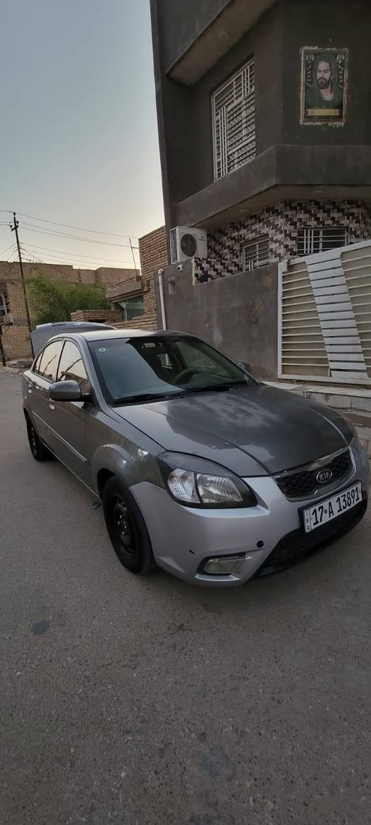 سلام عليكم كيا ريو 12 خليجي 1600 جاهزه مكينه وكير وتبريد ثلج سعر 78 وبيهه مجال قليل مكان ناصريه مركز.  ***********
