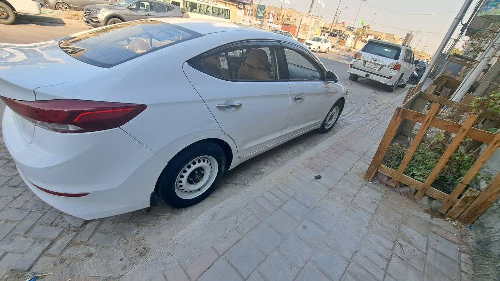 السلام عليكم
للبيع هونداي النترا 2017 خليجي 2000 دوش اقتصادية
رقم بغداد بسمي
ماشيه 70 الف 
بيهى طخه بل جاملغ الخلفي عكس السايق  وشبر بل باب
اشاير مري
تخم تاير جديد
دوشمه جديد 
تبريد قطعتين 
شاشة +كامرة  
كير ومحرك كفالة 
السعر،،،127مكاني بغداد مدينت الصدر   هاذ رقمي *********** بغداد, العراق
