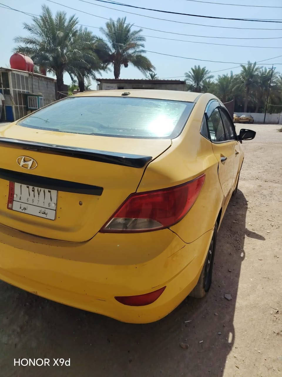 سلام عليكم  اكسنت امريكي ٢٠١٥ بيه طخه شبر بلجنطه ولباقي مكفول مكينه ١٦٠٠  مكينه جديده كير جديد  رقم بغداد سنويه ماصاقطه كهربايات كامله  تبريد ثلج حداديه هم زينه سياره مانقصه شي  مكان سياره بابل سعر. 74وبيه مجال بدون مراوس اتصال ***********

نص مكتوب في الصور:
- HONOR X9d