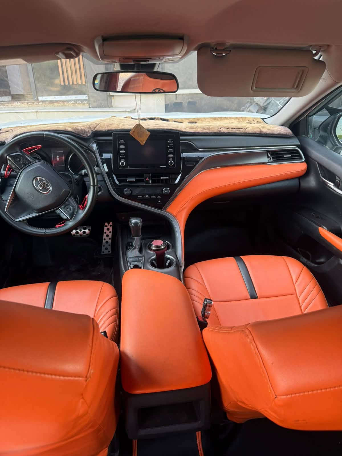 للبيع كامري 2023 | 6 سلندر 🔥🚘

السيارة مرتبة وملفتة، لون أبيض مع سقف أسود وستايل رياضي TRD.

✅ محرك 6 سلندر
✅ موديل 2023
✅ داخلية جلد برتقالي مع تطريز TRD
✅ كراسي كهرباء
✅ شاشة وسطية
✅ تشغيل بصمة
✅ تحكم ستيرن
✅ جناح خلفي ودفيوزر رياضي
✅ جنوط سوداء
✅ إضافات رياضية داخلية وخارجية
✅ نظافة واضحة بالصور
✅سونار مرفق مع الصور

📍 الموقع: الفلوجة
🛣️ الممشى: 60,000 mile

🌍 الوارد:امريكا

📞 للتواصل: ‬***********
‭***********‬
