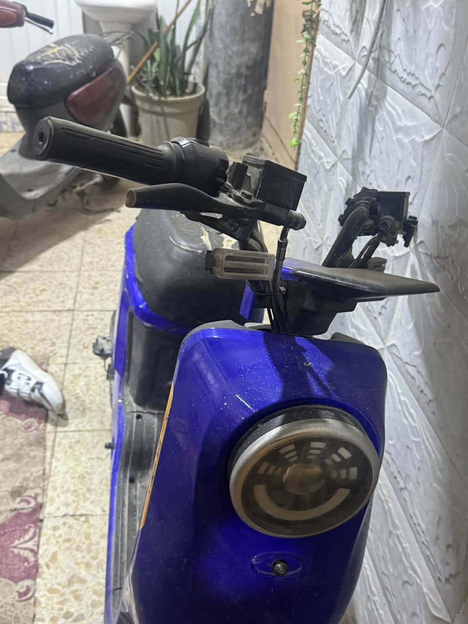 دراجة شحن • بنزين شغّال • شحن عطلان