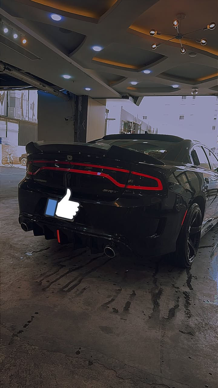 السلام عليكم جارجر موديل 2015  اصل
‏مواصفات SXT

 شاشه كبيره

حادث بدون ايرباك جان بيها فابلون اسود وصار بيها بارد اثر فابلون بدون اي حاولب اي ضرر
ماشيه 155 

بدون دواخل بدون اي قطعه تبديل 

اي كلوب ما مشتغل 

كير محرك تبريد حماوه كله مكفول 

محدث اس ارتي بنيد ودعاميه 

ويل 20 تاير جديد 

رقم بغداد تحويل 

سياره كاعده وخير من الله مكاني بغداد 

السعر 150 وبيه مجال لشراي 

*********** 

***********￼
