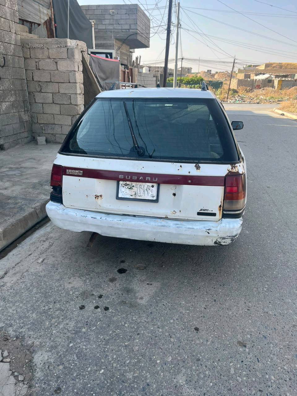 سوبارو موديل 91
رقم نينوى المشدود عليها اخضر بس مصروف الها رقم الماني 
والمعامله كامله حتى الغرامات والرسوم مدفوعه باقي بس هزه وتحويل  
سياره زينه نضيفه  بس يرادلها ترتيب 
 رايدها 18 وبيها مجال مكاني موصل ايسر
***********