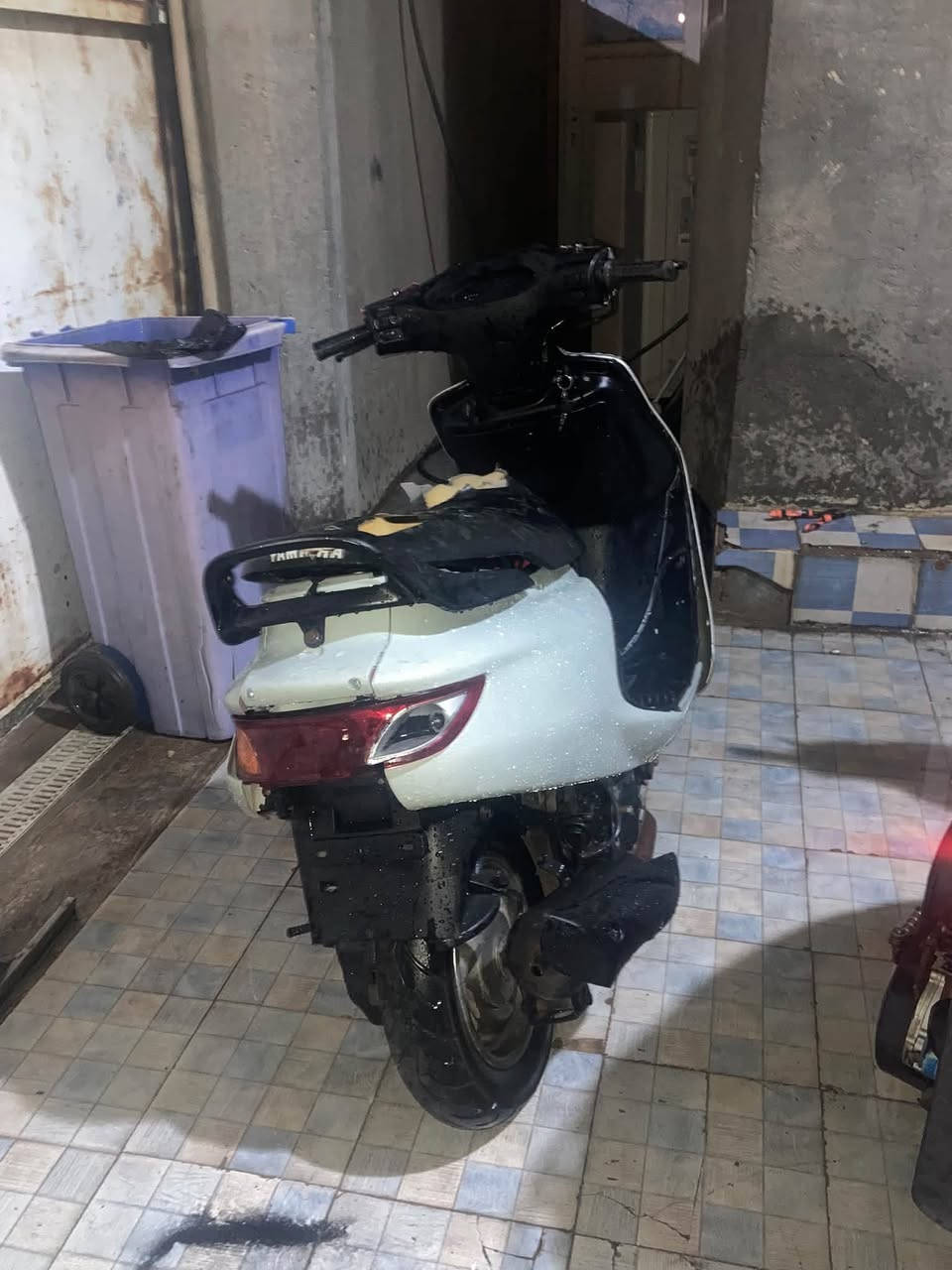 فراشة • مكينة مفتوحة • ترتيب بسيط