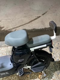 دراجة شحن • نظيفة ١٠٠٪ • ٤ بطاريات