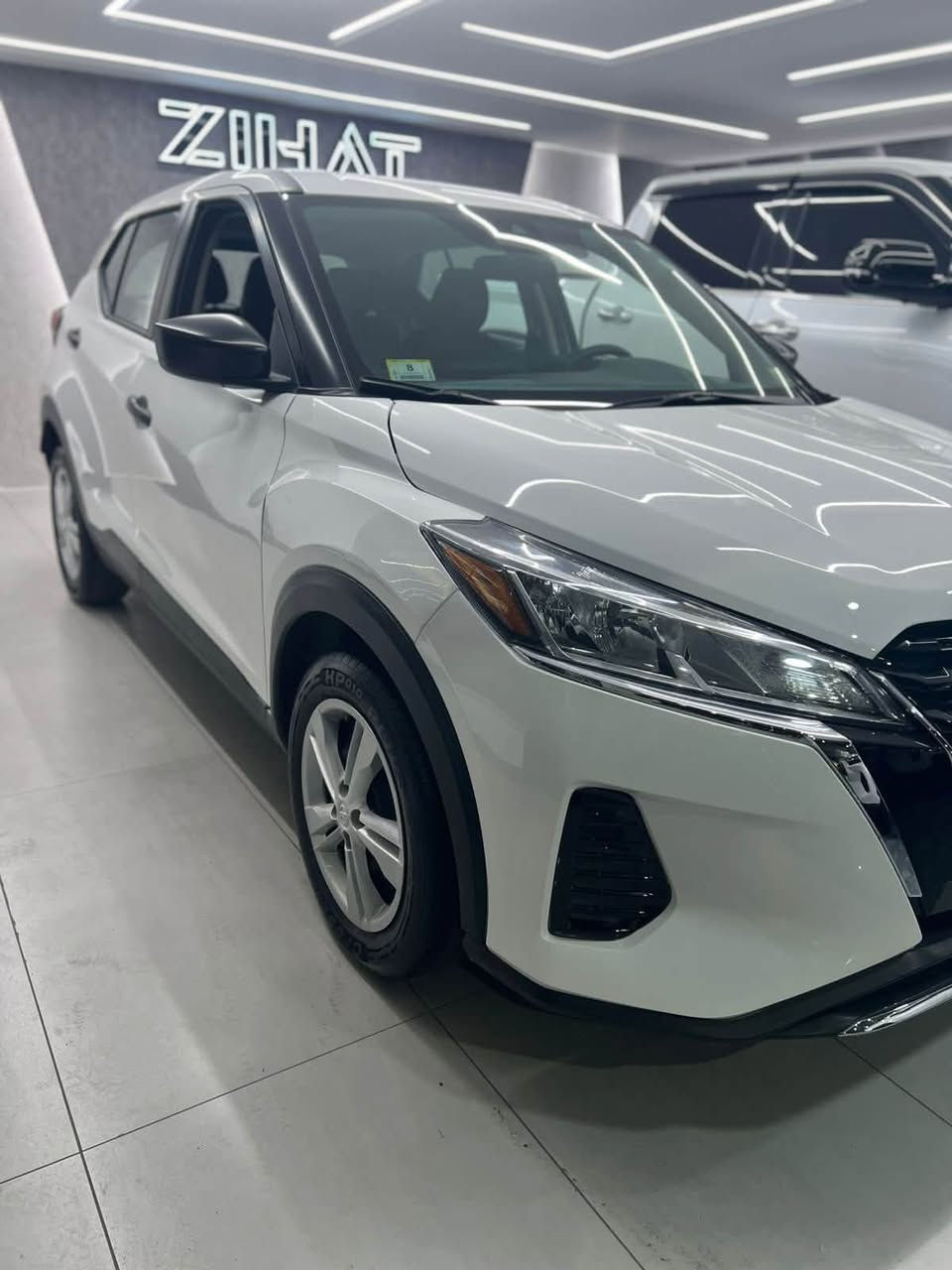 � للبيع – Nissan Kicks 2024

📌 VIN: 3N1CP5BV3RL527371
🏭 الشركة: نيسان
📅 سنة الصنع: 2024
⚙️ الفئة: S
🔧 المحرك: 1.6 لتر – 4 سلندر – بنزين
🔁 القير: أوتوماتيك CVT
🚘 الدفع: أمامي FWD
👥 عدد الركاب: 5
ماشیە ٢٠ الف کم 

🛡️ الأمان

 • ABS
 • نظام الثبات
 • Traction Control
 • وسائد هوائية
 • كاميرا خلفية
 • TPMS

🛋️ الداخلية

 • شاشة
 • بلوتوث + USB
 • تكييف
 • تحكم من المقود
 • مقاعد قماش

🛠️ الملاحظات

 بها باب و الجاملخ أمامي ایمن  صبغ

📞 للاتصال: ***********
