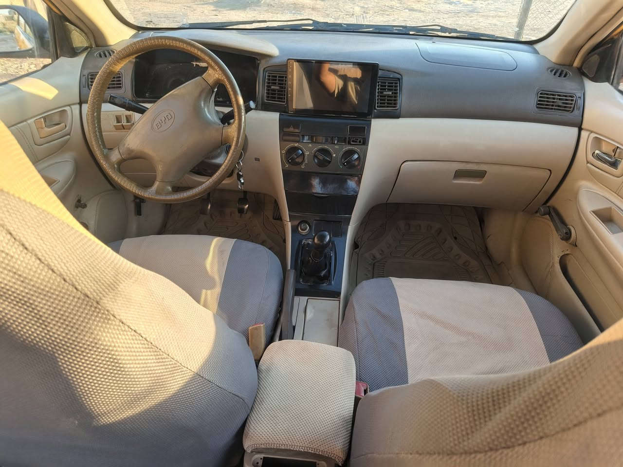 بي واي دي اف 3 موديل 2010  كير عادي 
سيارة نضيفة جاهزه تخم تاير تبريد كهربائيات 
رقم انكليزي تحويل مباشر باسمي العنوان ناصرية للاستفار 
(*********** ) ( 38 وبي مجال )
