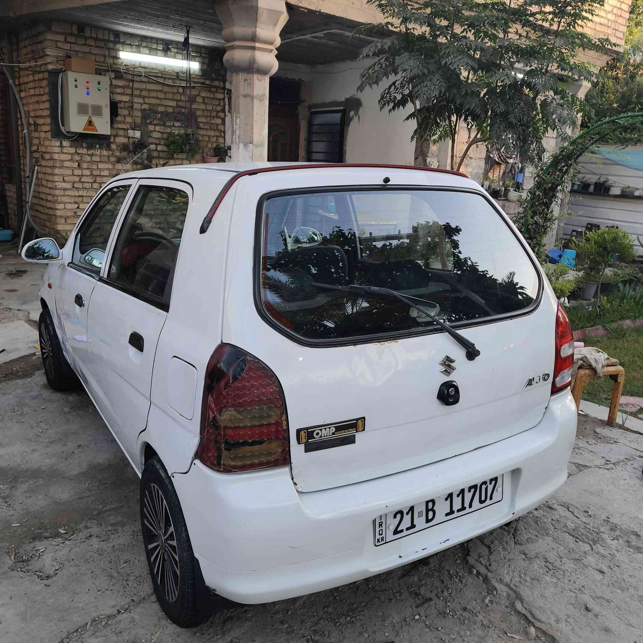 للبيع: سوزوكي ألتو (Suzuki Alto) موديل 2009
المحرك والكير: 3 سلندر، محرك وكير كفالة أداء ممتاز واقتصادية جداً بالبنزين.
​الأوراق والرقائم: ارقام جديدة. وسنويه جديدة هزة جديدة، جاهزة للتحويل المباشر وبدون أي دوخة مرورية.
​التكييف والشغال: تبريد شغال، وباقي الكهربائيات ممتازة.
​الملاحظات: بيها شغلات استهلاكية و انراعيكم بل سعر.
​💰 السعر المطلوب: 38 ورقة وبيهه مجال بسيط جداً للشراي الجاد بعد المعاينة.
📍 المكان: بغداد.
📞 للتواصل والاستفسار: [*********** او  ***********]
