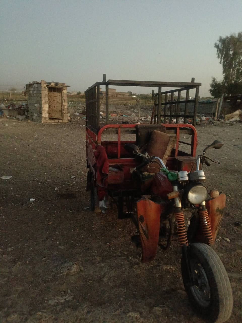 ستوتة دايون 18محرك 19 اوراق اصولية مابيها  نقص قير بس المحرك ينقص  ريدها 950وبيها مجال   بغداد شعلة  رقم ***********

