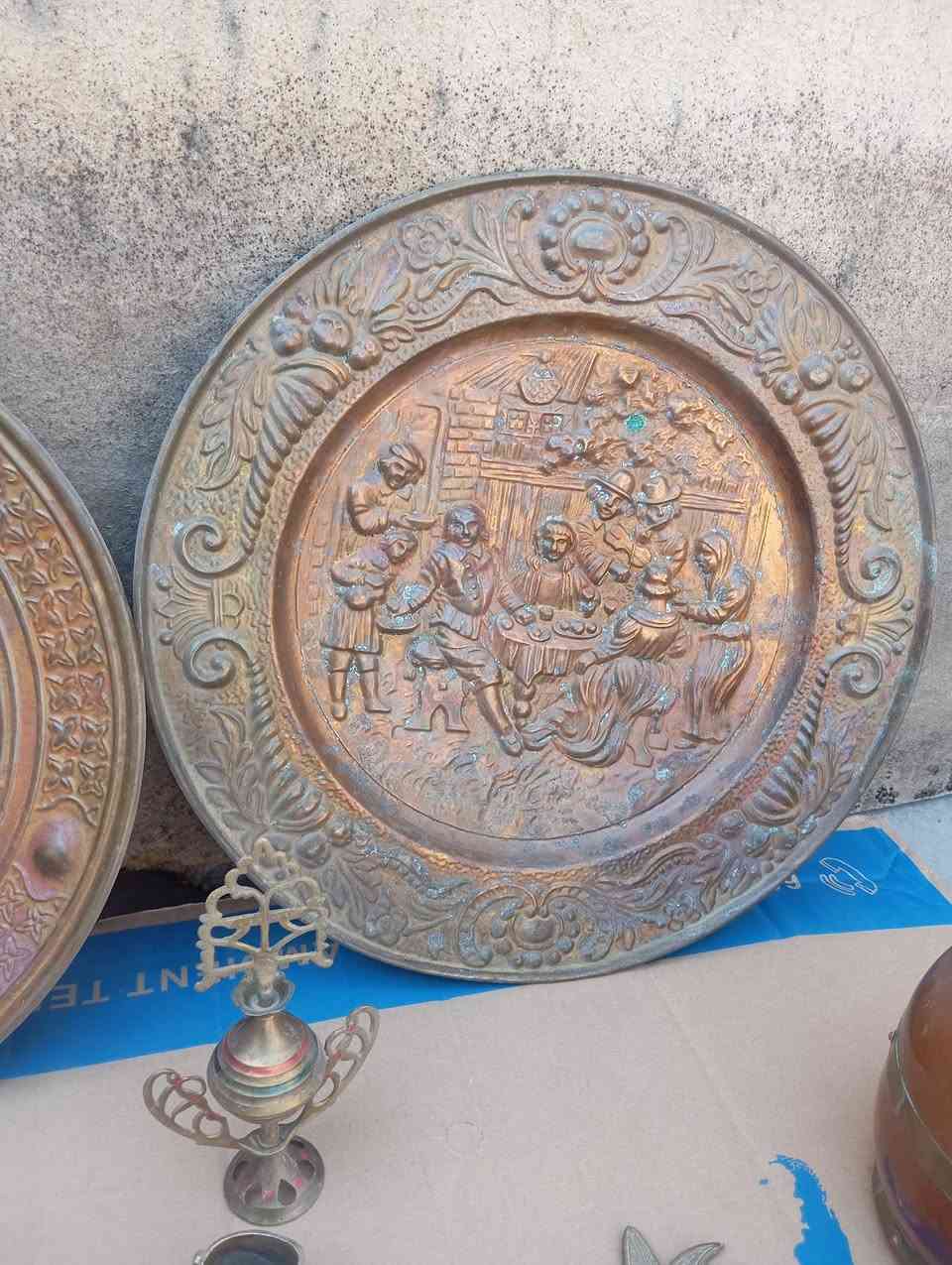 السلام عليكم
للبيع شلع كلهن 
العنوان بغداد
الاستفسار واتساب ***********
@إشارة
