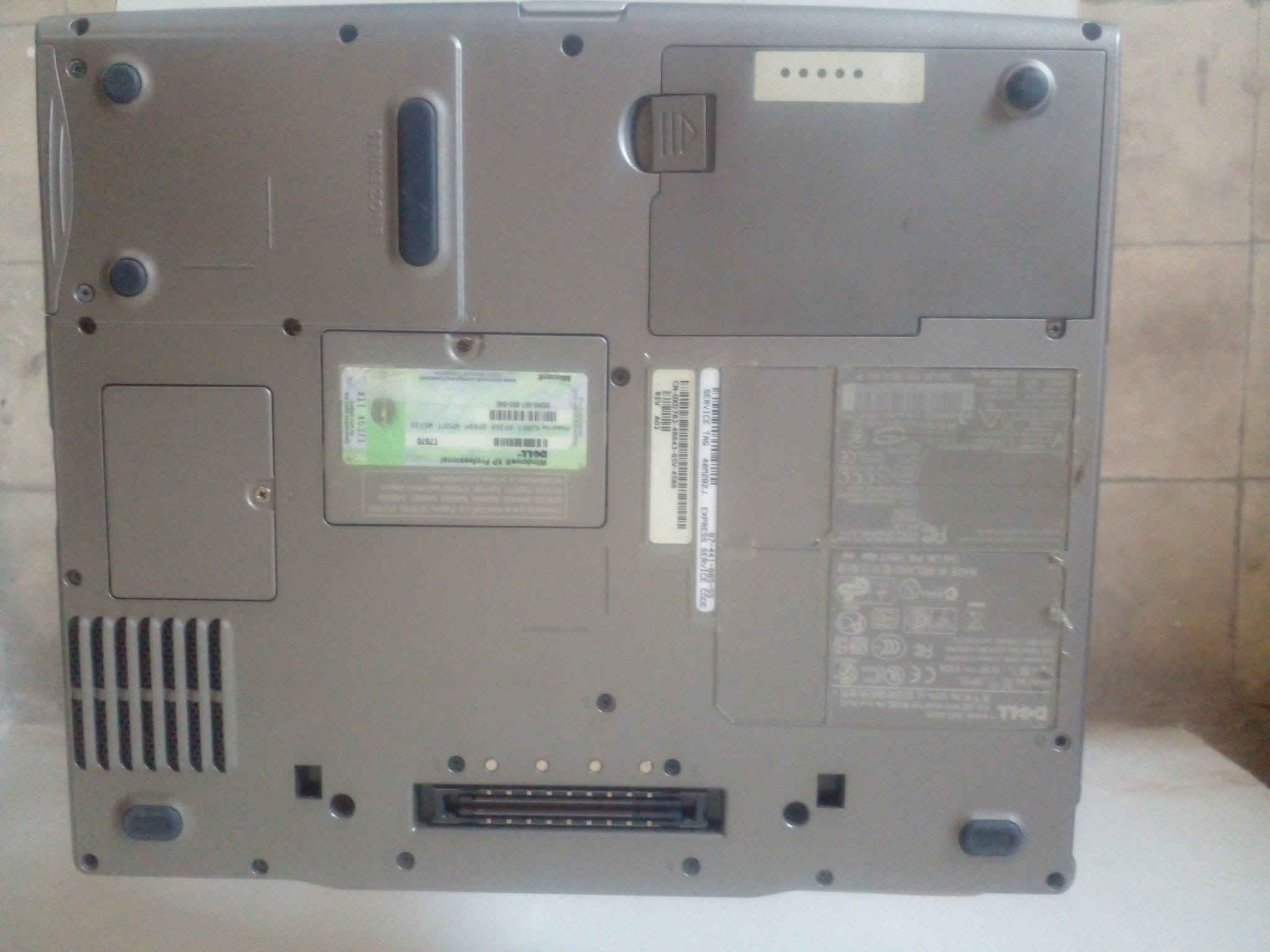 لابتوب DELL D610 
شغال بشكل جيد 
شاشة 14
معالج بانتيوم
رام 1G
هارد 40G
مشغل اقراص
ملاحظة البطارية ضعيفة  لابتوب يعمل مباشرة على الكهرباء   لابتوب يباع بدون شاحن  سعر 30 الف بغداد شارع فلسطين  ***********
