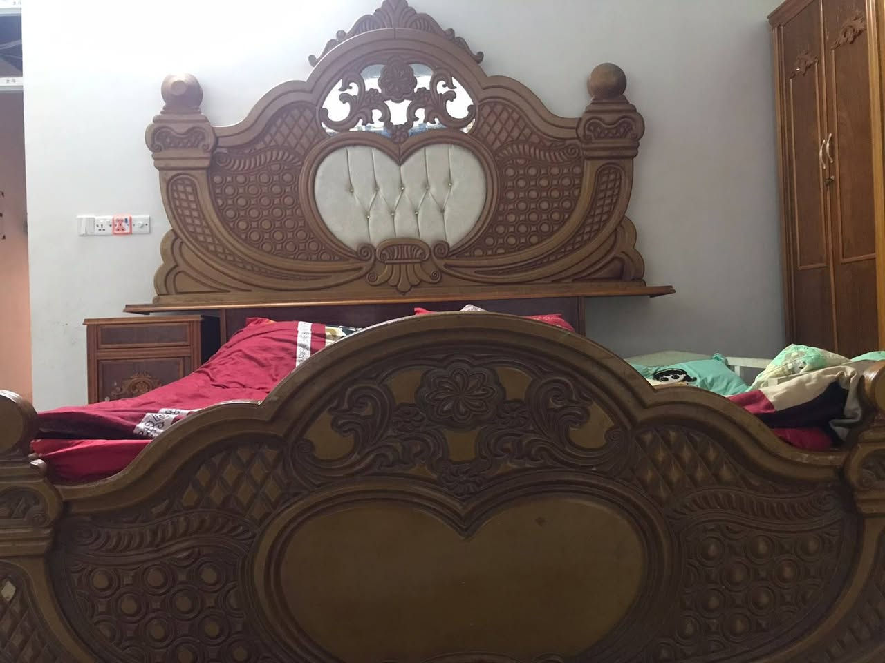 غرفه صاج ثقيل للبيع السعر 850فقط تلميع
***********
٩
***********
