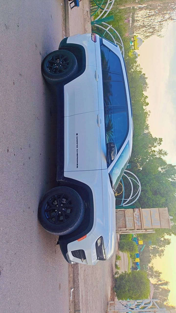 جيب موديل ٢٠٢٥ للبيع بسعر جداً جدا مناسب مستعجل عالبيع
