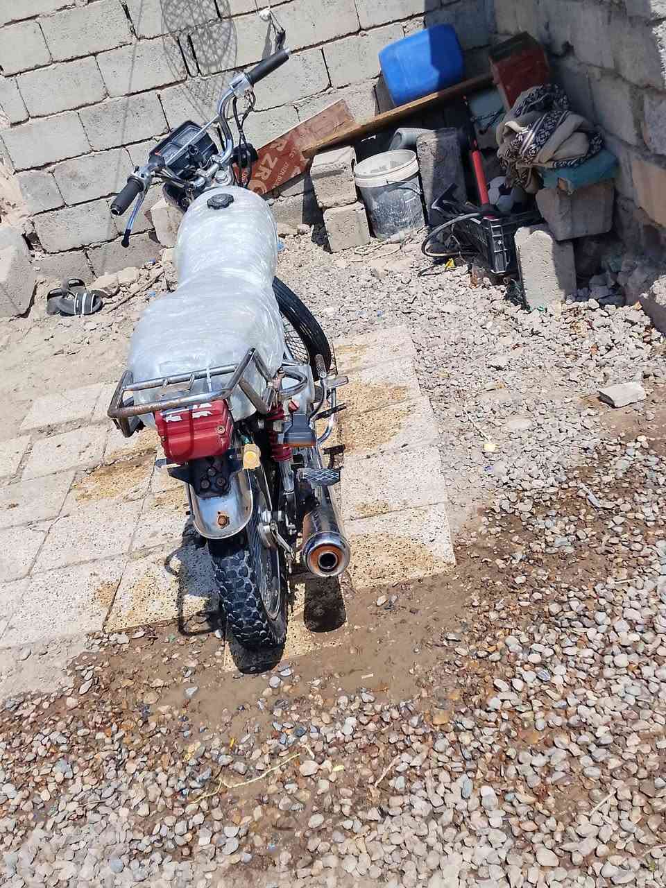 لبيع سعر خاص نامه مديل 20 متروكه كلشي مابيه 
ضفيره كمله ربط وايرات يشتغلن كلوبات 
ديالى هبهب الخالص ‏‪***********‬‏
