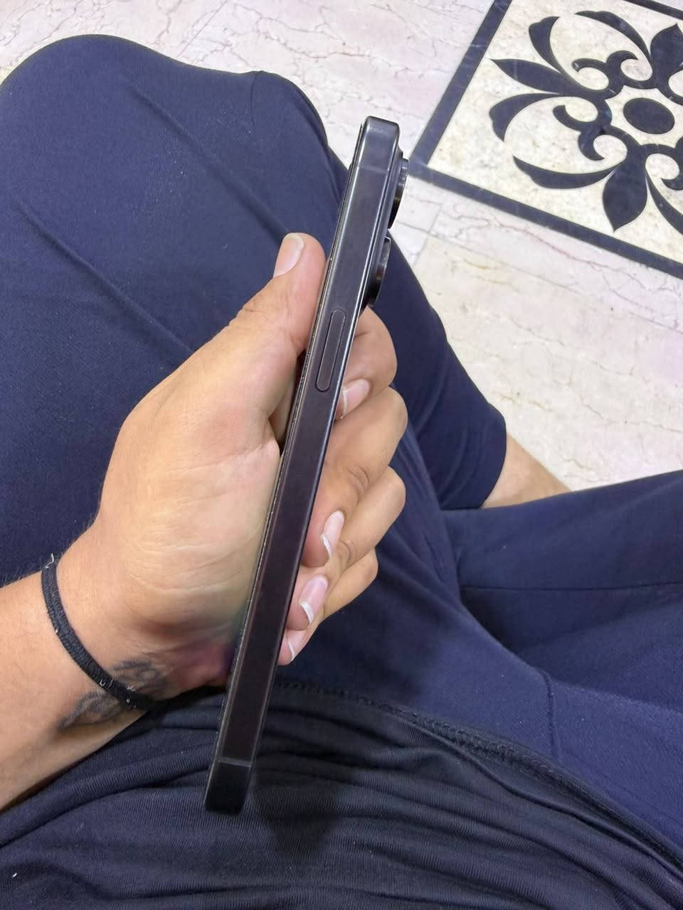 السلام عليكم
ايفون ١٥ بروماكس
ذاكره ٢٥٦
بطاريه ٨٣
الجهاز نضافه ١٠٠٪٩٠
بدون ملحقات
970
مكان الجهاز بغداد الحبيبيه 
***********7
