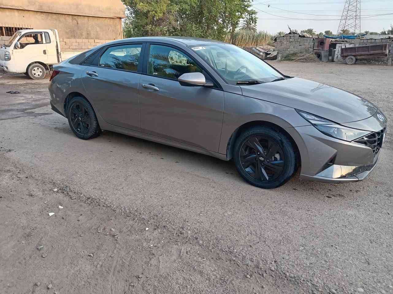 سلام عليكم البيع النترة موديل 22وارد أمريكي حادث جاملغ وبنيد سيارة بصمة تشغيل عن بعد جنطة بصمة وسيارة مال بيت الله شاهد ومال واحد جناي  كير تبريد تدفئة  تحكم ستيرن كامرة خلفي ومامي لون رصاصي كشنات جلد مانع نزلاق حذر  عند قتراب شخص او سيارة مامي وخلفي محرك كفالة رقم ديالئ مشروع وطني تحويل ثاني يوم بسمي سيارة سعر 130وبيهة مجال مكاني بغداد الشعلة *********** تصل ودلل

نص مكتوب في الصور:
- 2022