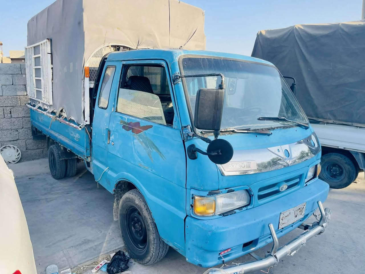 بۆفرۆشتن  ماشاءاللە سەیارەکە پاکە گێرو مەکینە و ئەکسل بەشەرت
تەقەو رەکەی نیە ***********
