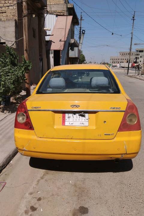 شيري اي فايف A5 مديل 2012 
رقم بغداد
  سنوية ساقطة سنتين 
تبريد مشحون غاز بس الفان  وكف ميشتغل 
محرك ياباني كامري ابو الجف  
صدر نص عمر يحتاجلهة داريمشفت جهة السايق يطلع صوت بالاستدارة 
العنوان العبيدي 
***********
السعر 25 وبيهة مجال