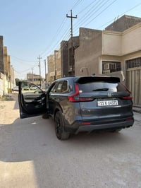 هوندا سي ار في 2024 هايبرد رقم بغداد وارد امريكي ماشي 28الف   حادث الس...