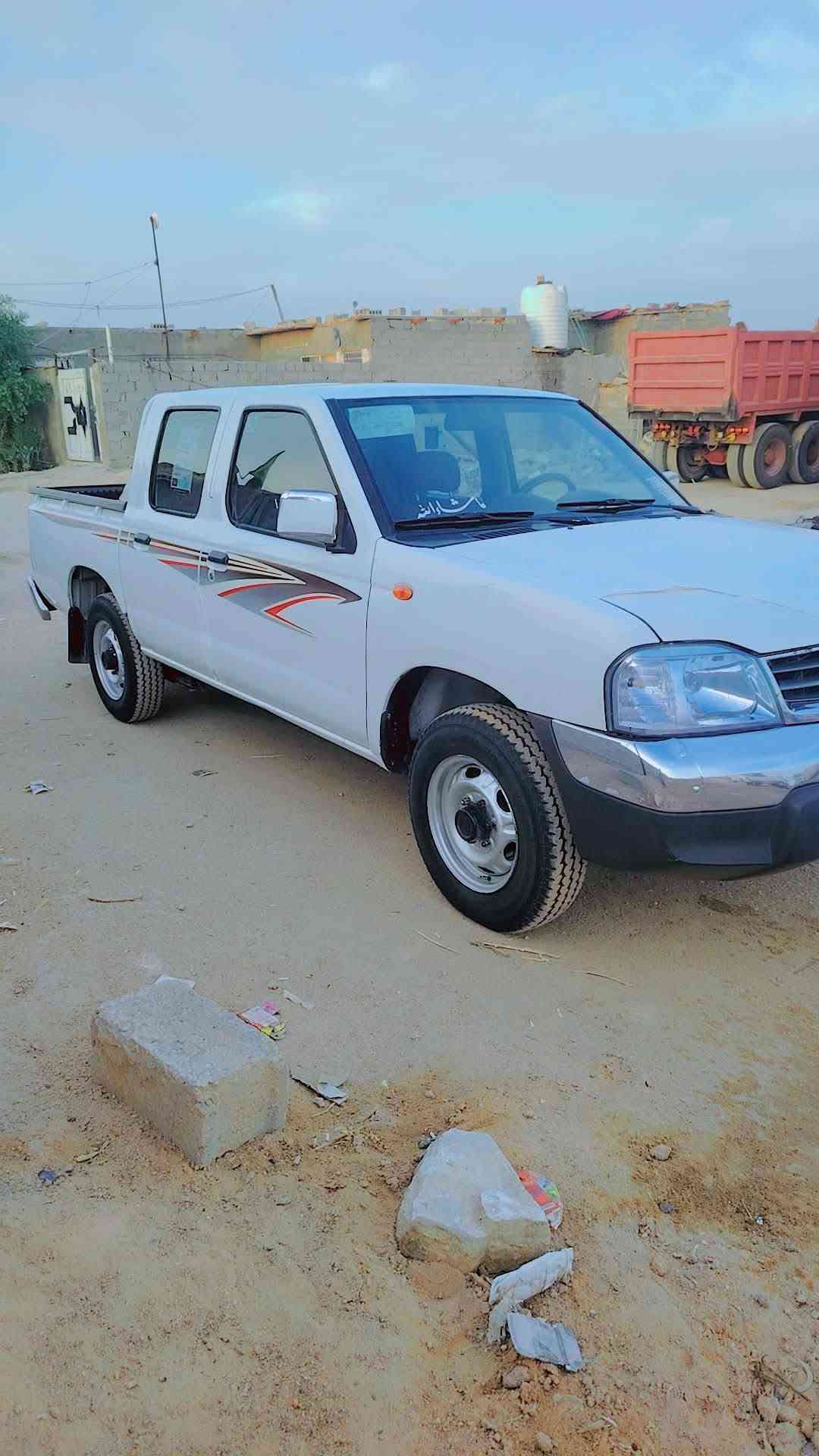 نيسان شبوط • ٢٠١٦ • حدادية جديدة