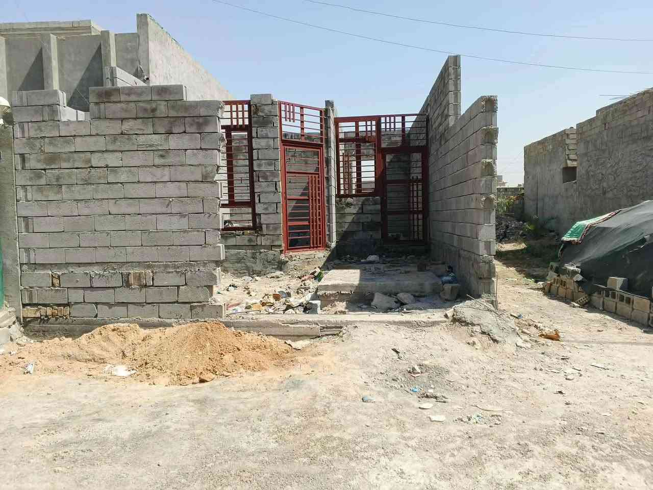 🏠 مشتمل للبيع – فرصة مميزة جدًا 🔥

📍 الموقع: الفلوجة – الشهداء / التوزيع الجديد
📐 المساحة: 125 م²
📏 الواجهة: 6 متر
📏 النزال: 20 متر
🏗️ الحالة: مشتمل هيكل
💧⚡ الخدمات: ماء وكهرباء واصلة
📍 قريب من الشارع العام

💰 السعر: 41 مليون فقط
✨ موقع ممتاز وسعر مناسب للاستثمار والسكن.

📞 للاستفسار والتفاصيل:
***********
واتساب: ***********
