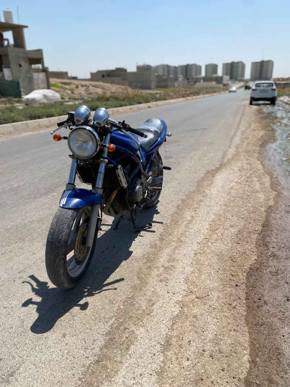 ساسوكي محرك 250
محرك شرط كلو شغال لا صرف لا نفخ 
معدل 180 
1/2/3بطناش 
السعر  850 وبي مجال رقم ***********
