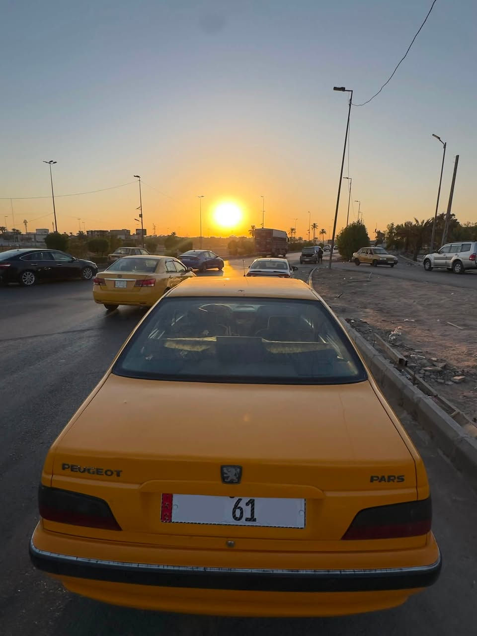 السلام عليكم بيجو بارص مديل 2018 السيارة گير جديد والمكينة جديدة لا تنقيص ولا تبخير صدر امامي ودبلات كلهن جدد مكاني بغداد الشعب 
السعر 48 وبيها مجال 
***********
موجود اتصال وا وتساب
