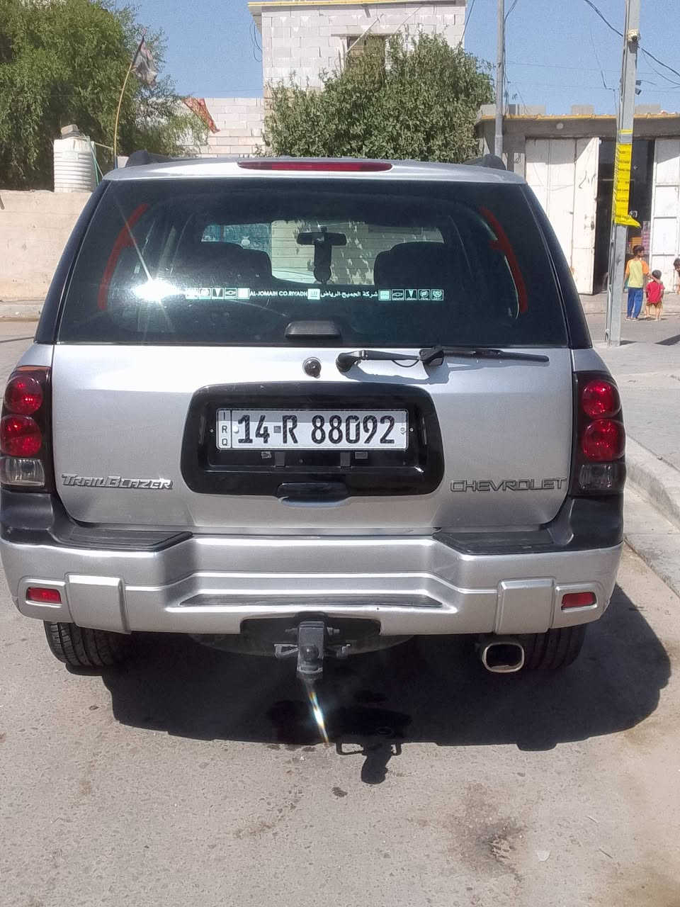 السلام عليكم سياره للبيع ابلايزر موديل2004 خليجي رقم بصره بسمي جديد السعر 85 بيه مجال بسيط رقم الهاتف *********** العنوان بصره الزبير
